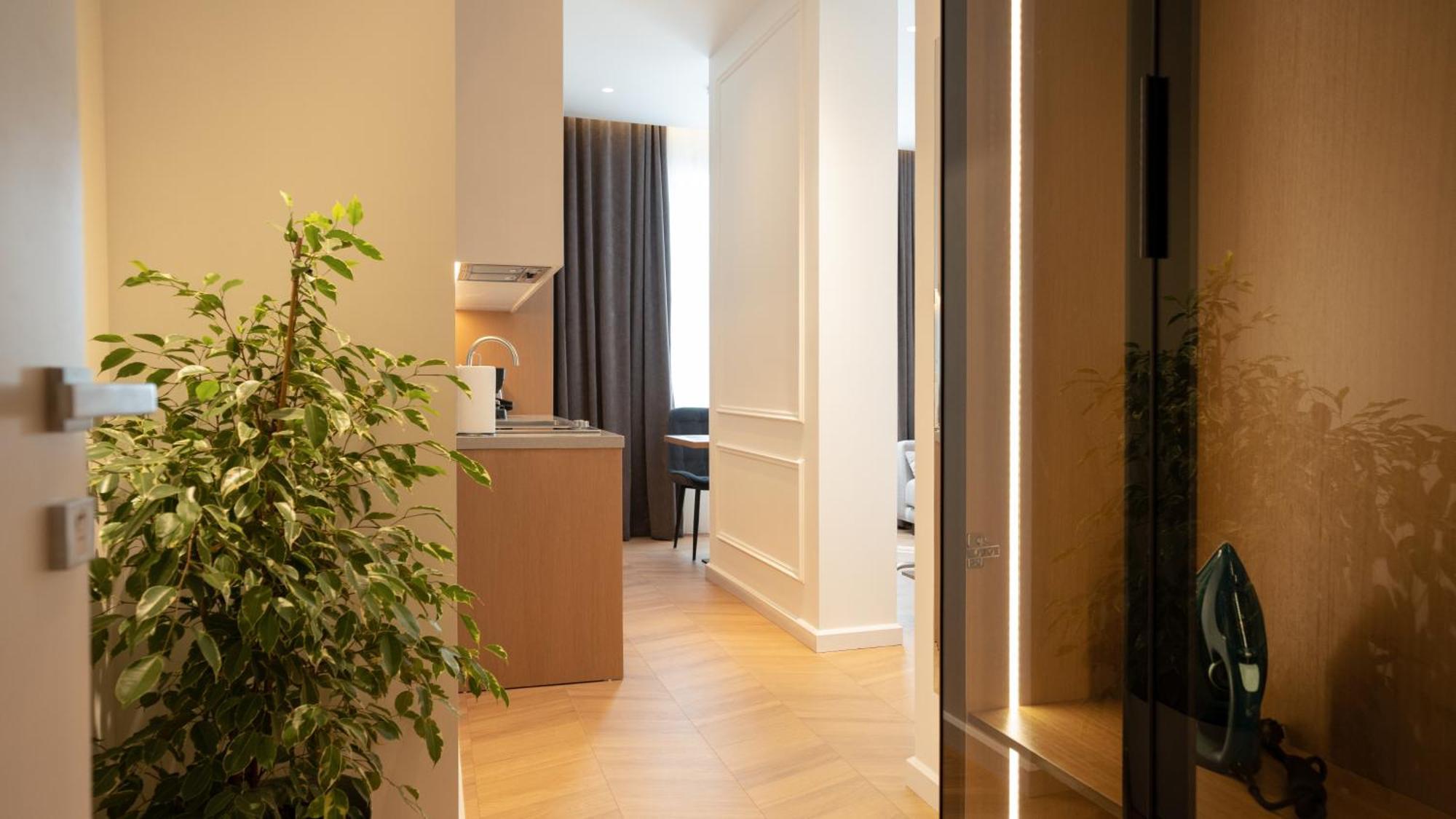 Albani'S Apartment Tirana Exterior photo